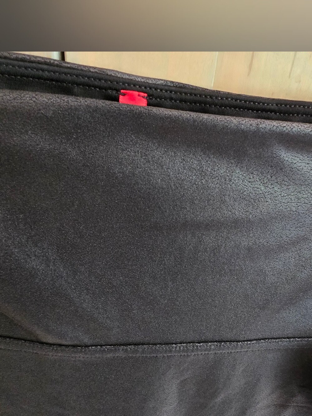•NWT• SPANX Faux Leather High-Waist Jeggings Black Med Petite - Picture 3 of 6